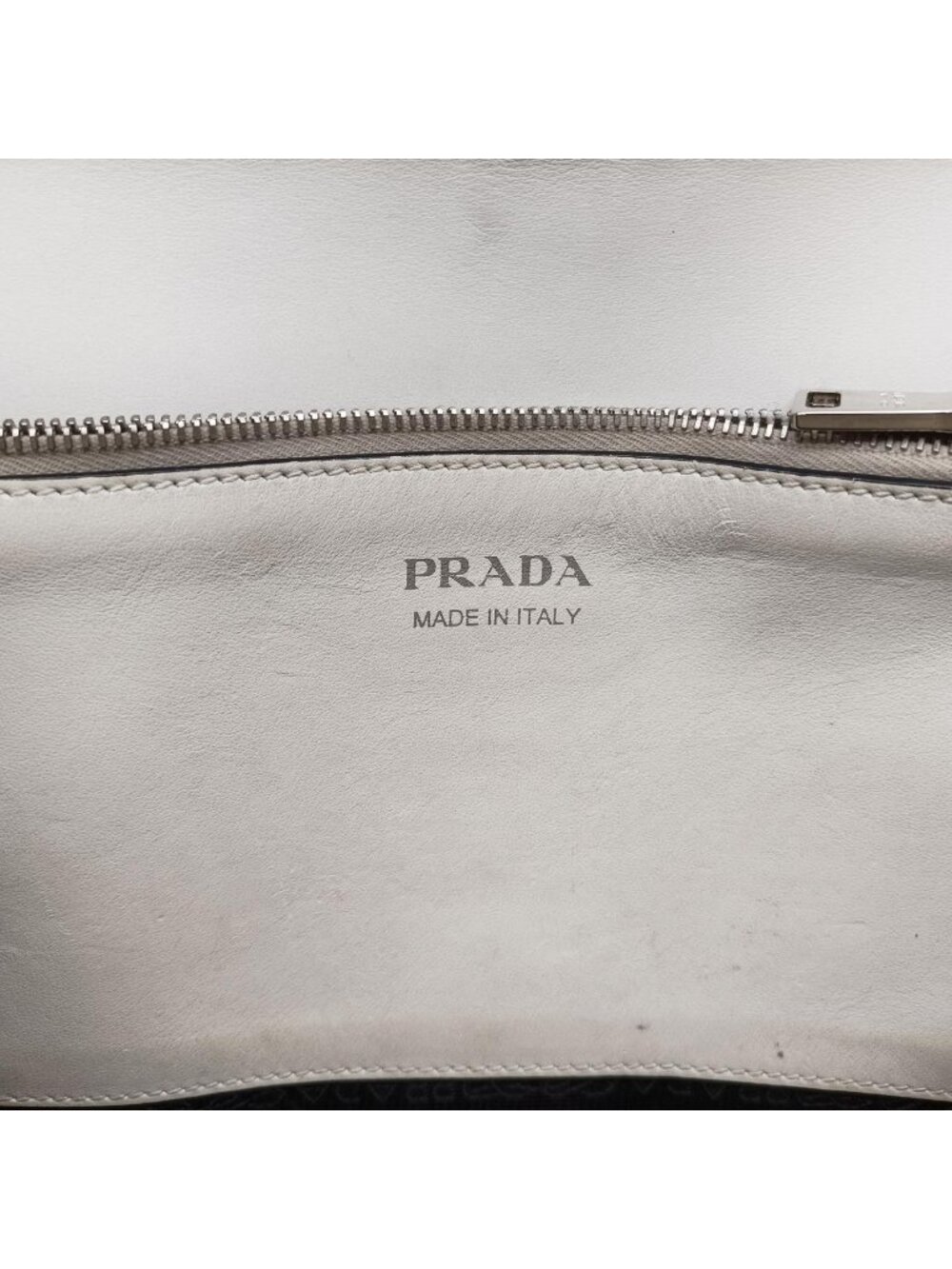 ★SOLD★ Prada Electra Studs White Leather 7 Messenger Bag - Picture 10 of 15